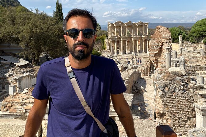 Private Cultural Tour of Istanbul with Certified Guide - Visiting the Blue Mosque: Istanbul’s Iconic Landmark