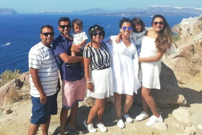 Private Cultural Villages Sightseeing & Akrotiri Excavations - Visiting Megalochori: A Picture-Perfect Cycladic Village