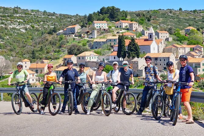 Private Custom Island Hopping Speedboat Tour from Hvar - What’s Included and What to Prepare For