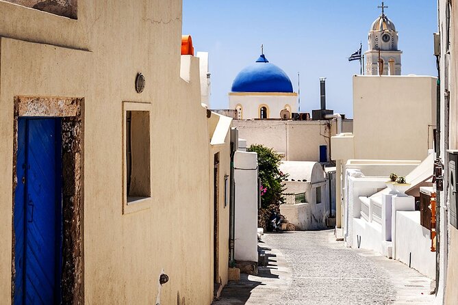 Private Custom Land Tour in Santorini with a Local - Visiting Oia: The Village of Sunsets and Blue Domes