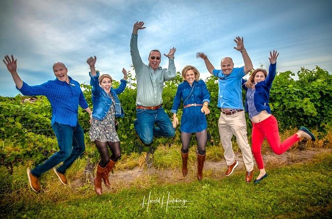 Private Custom Niagara Falls,Canada Winery Tour From Niagara Falls, NY - Cost and Value