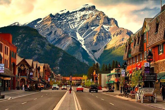 Private Customizable Banff Tour Lake Louise-Moraine 6 More Sights - Discover the Best of Banff on a Private Full-Day Tour