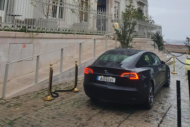 Private Customizable Tour of Lisboa Porto with Transfer - Batalha Monastery: Masterpiece of Gothic and Manueline Architecture