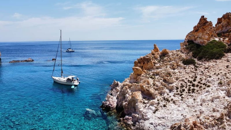 Private Daily Boat Tour to discover the highlights of Milos - Why Choose This Private Milos Boat Tour?