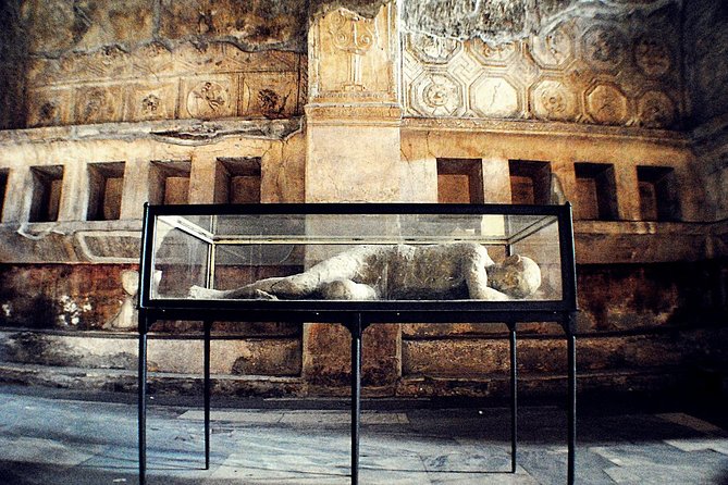 Private Day Escape: Pompeii, Sorrento and Positano from Naples - Key Points