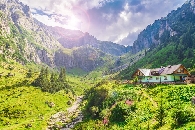 Private day hike from Brasov to Malaiesti Cottage - The Trek: Navigating a Moderate Challenge