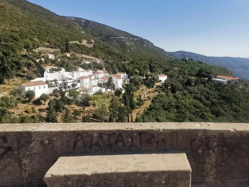 Private day tour Arrábida, Palmela Castle, tiles and Winery - Practical Details and Whats Included