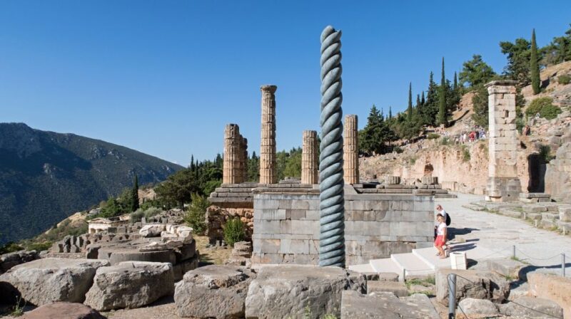 Private Day Tour Delphi and Village of Arachova from Athens - Discovering the Byzantine Monastery of Hosios Loukas