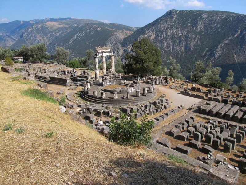 Private Day Tour Delphi and Village of Arachova from Athens - Practical Details: Timing and Group Size