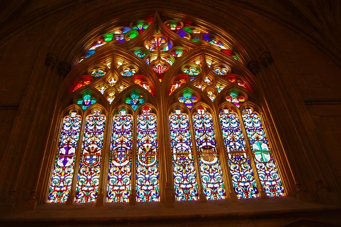 Private day tour Fatima Batalha Nazare Obidos from Lisbon - Nazaré’s Legendary Waves and Coastal Charm