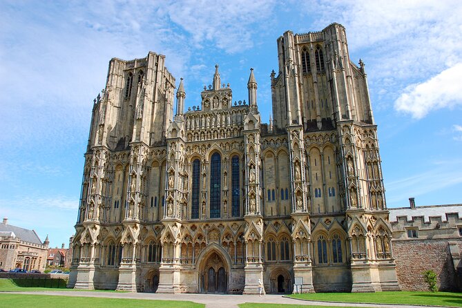 Private Day Tour from Bath to Glastonbury and Wells with Pickup - The Historic Charm of Wells: Roman Roots and Gothic Grandeur