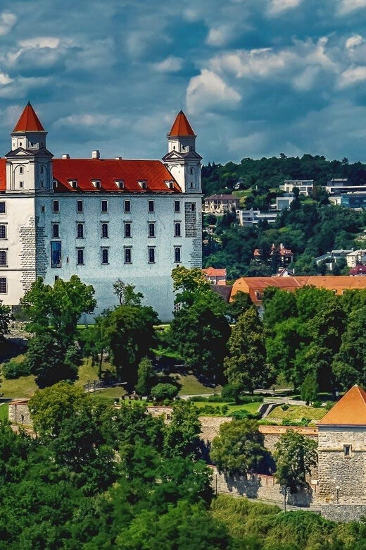 Private Day Tour from Budapest to Bratislava - Exploring Bratislava’s Old Town and Architectural Charm