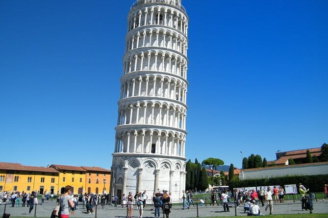 Private Day Tour from Florence to Pisa, Chianti and San Gimignano - Visiting Pisa’s Miracoli Square and the Leaning Tower