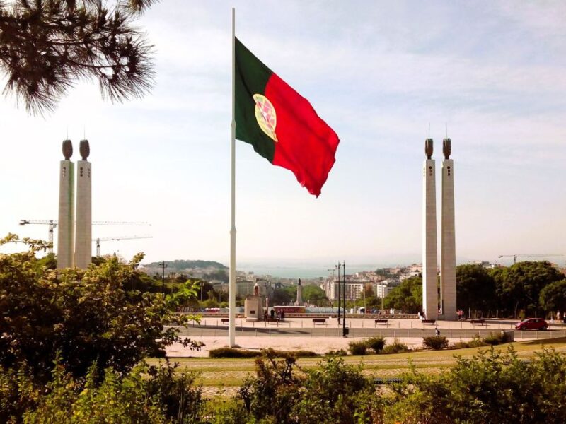 Private day tour Lisbon: Highlights with tastings - Explore Lisbon’s Top Spots with a Personalized Touch and Tasty Delights