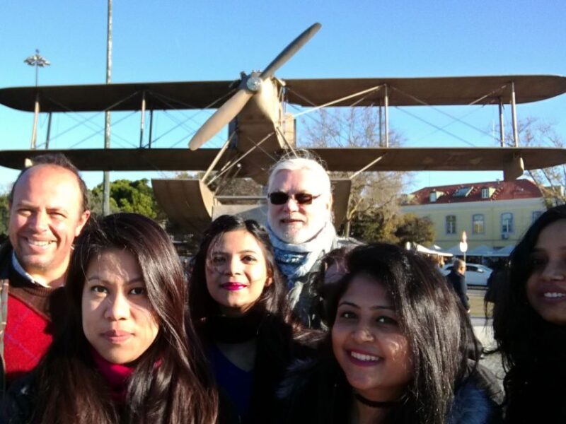 Private day tour Lisbon: Highlights with tastings - Visiting Iconic Monuments: Belem Tower and the Monument to the Discoveries