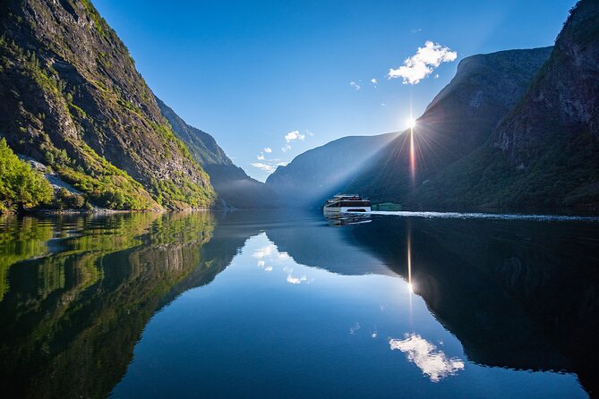 Private Day Tour Nærøyfjord Cruise, Viking Village, Flåm Railway - Key Points