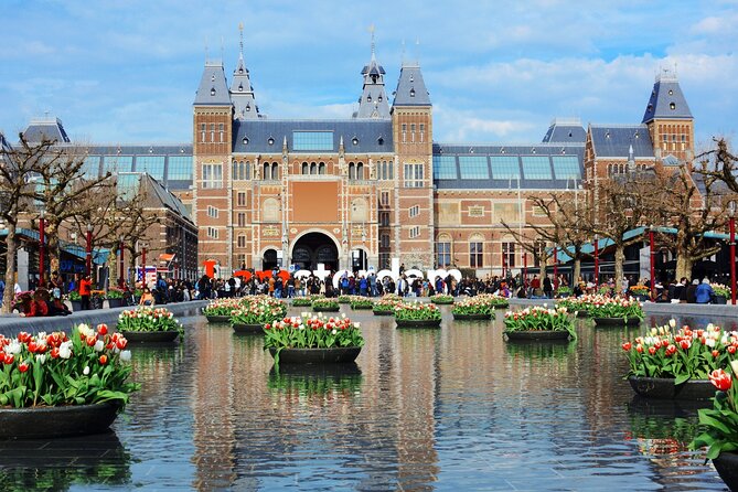Private Day Tour of Amsterdam's Old Town Highlights by Car - Key Points
