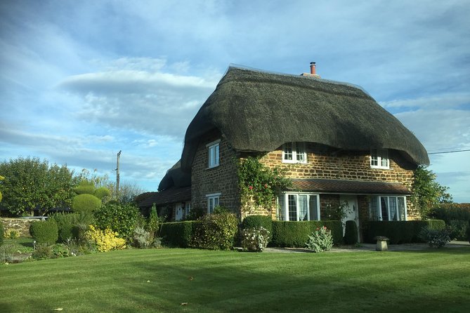 Private Day Tour to Bath, Avebury & The Cotswolds - Who Should Book This Tour?