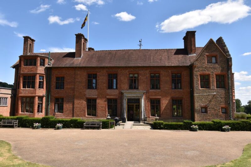Private Day Tour to Chartwell, Home of Sir Winston Churchill - The Personal Significance of Chartwell