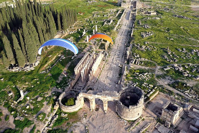 Private: Day Tour to Pamukkale from Kusadasi - Exploring Hierapolis and Its Imposing Necropolis