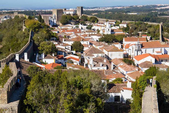 Private Day Tour With Guide to Fatima, Batalha, Nazaré and Obidos - Guides Known for Knowledge and Personal Touch