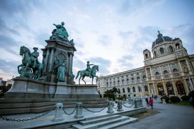 Private Day Trip from Bratislava to Vienna - Discover Vienna’s Highlights in Just One Day