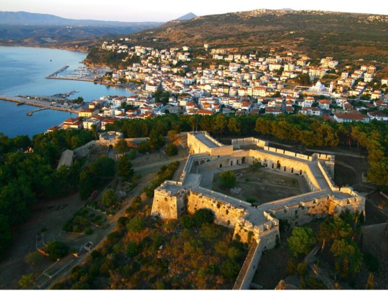 Private Day Trip from Kalamata to Nestor's Palace & Pylos - Visiting the Historic Niokastro Castle