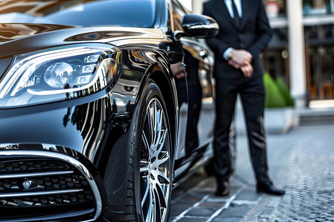 Private day trip from Munich to Linderhof Palace and back - Key Points