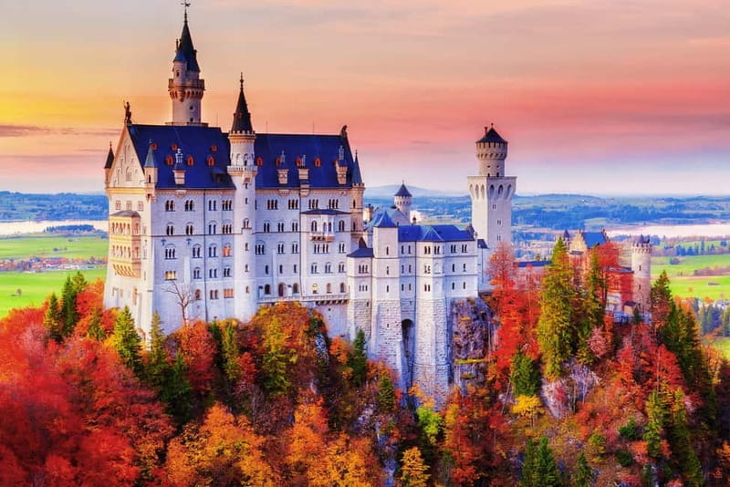 Private Day Trip from Munich to Neuschwanstein Castle - Discover the Charm of Neuschwanstein with a Private Munich Departure
