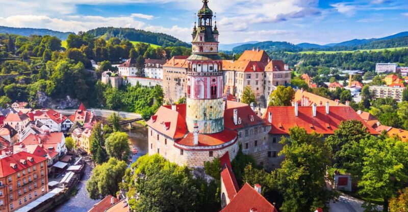 Private day trip from Prague to Cesky Krumlov, and back - Key Points