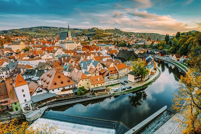 Private Day Trip from Prague to Cesky Krumlov - Key Points