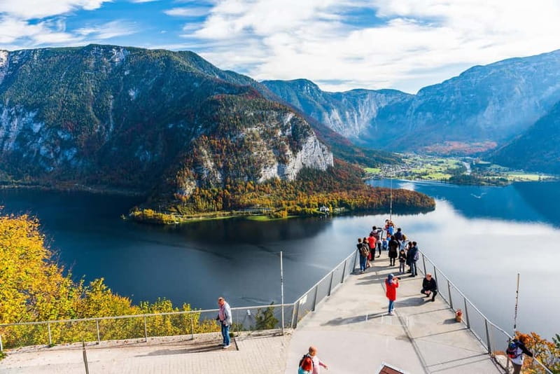 Private day trip: Munich to Hallstatt, Skywalk & Salt Mine - Vehicle Options and Group Sizes