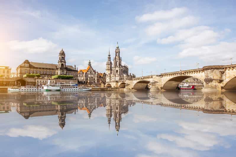 Private day trip: Prague to Dresden, English Speaking driver - Vehicle Options and Group Size Flexibility