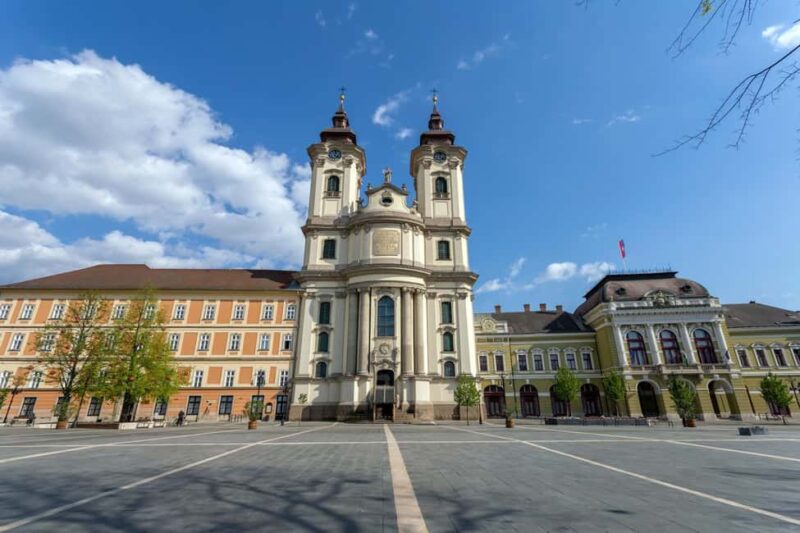 Private Day Trip to Eger Old Town & Egerfürd from Budapest - Exploring Eger’s Historic Old Town