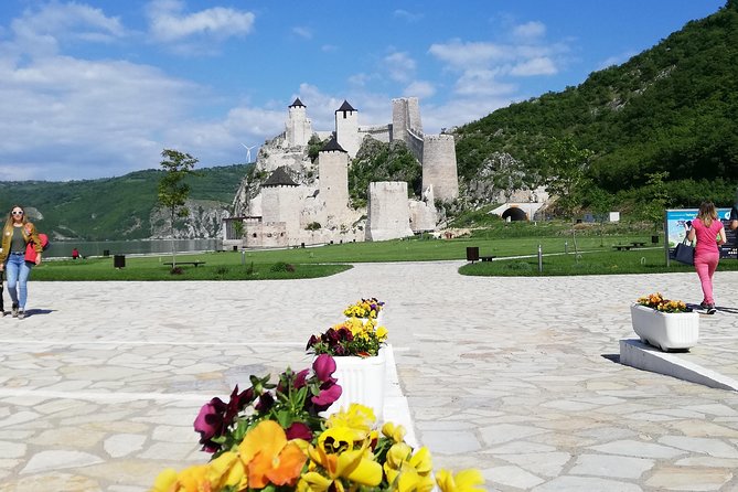 Private day-trip to Golubac Fortress - Scenic Drive and Pickup from Belgrade