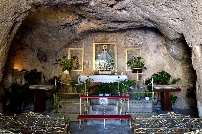 Private Day Trip to Las Mijas from Malaga - Discovering the Mijas Contemporary Art and Ethnographic Museums