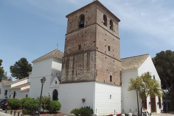 Private Day Trip to Las Mijas from Malaga - Practicalities: Private Transportation and Guided Experience