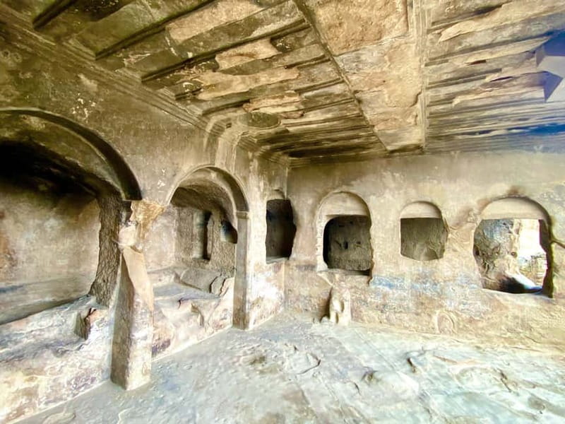 Private Day Trip to Uplistsikhe, Mtskheta, Jvari & Gori - Key Points