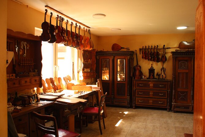 Private Day Trip/Transfer Tour from Belgrade to Timisoara - Optional Visits to Kovaica’s Art Village and Violin Workshop