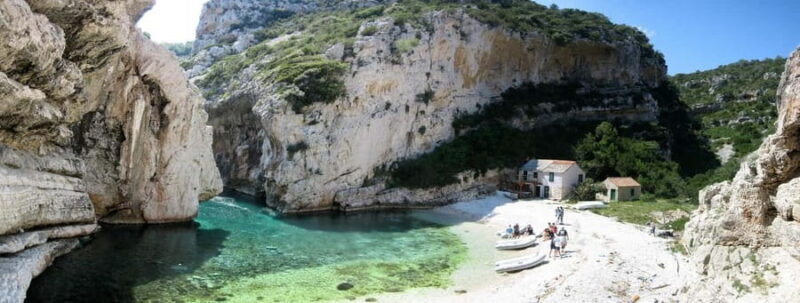 PRIVATE DAY WITH OUR LUX SPEEDBOAT, 5 STAR ***** ENJOYMENT - Convenient Departure and End Points in Split