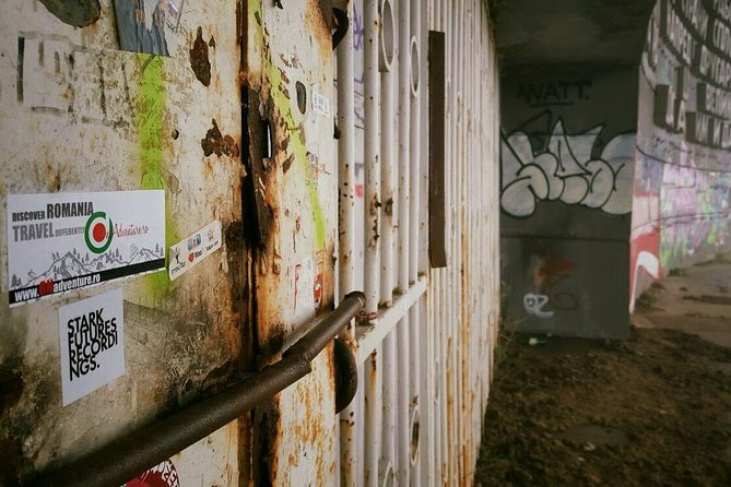 Private Daytrip to Buzludzha Monument and Veliko Tarnovo - Key Points