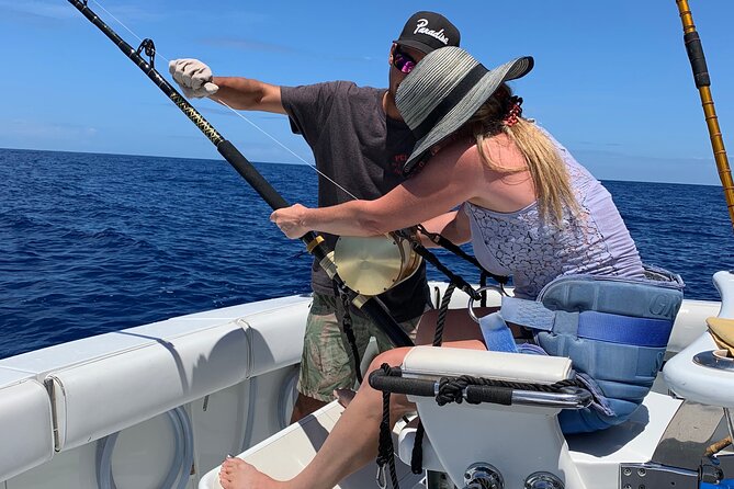 Private Deep Sea Fishing Charter in Honolulu - Key Points