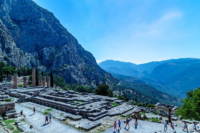 Private Delphi and Hosios Loukas Monastery - Great Lunch and Drinks Included - Pickup and Transportation in Style