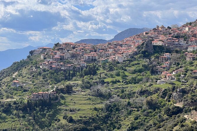 Private Delphi and Thermopylae Full Day Tour from Athens - Tour the Sacred Sanctuary of Delphi and Its Ancient Ruins