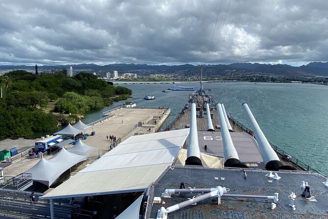 Private Deluxe Arizona Memorial and USS Missouri Battleship Tour - Visiting Key Honolulu Cultural and Memorial Sites