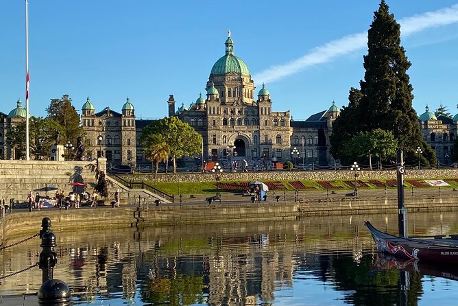 Private Deluxe Tour of Victoria & to Butchart Gardens (5 hrs) - Key Points