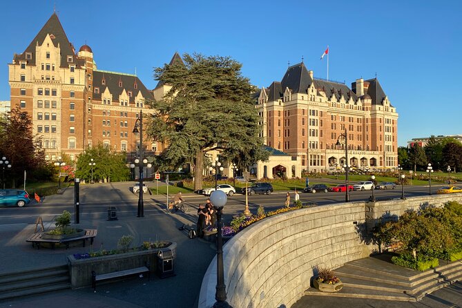 Private Deluxe Tour of Victoria & to Butchart Gardens (5 hrs) - Logistics and Comfort on the Tour