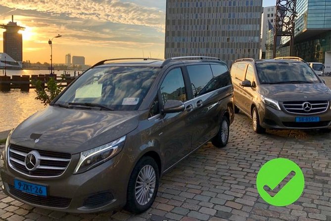 Private departure transfer from Amsterdam to Schiphol Airport (AMS) - Key Points