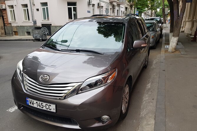 Private Departure Transfer: from Tbilisi Hotel to Tbilisi Airport - Comfortable and Reliable Private Departure Transfer from Tbilisi Hotels to the Airport
