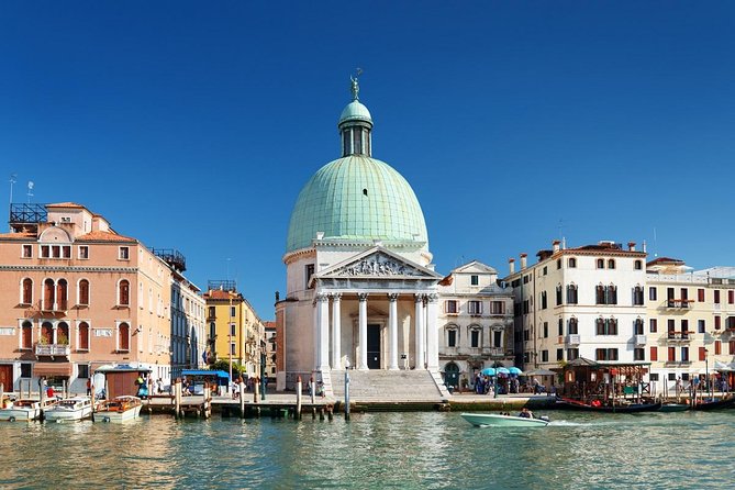 Private Departure Transfer: Venice Hotels to Venice Train or Bus Station - The Guide and Driver Experience